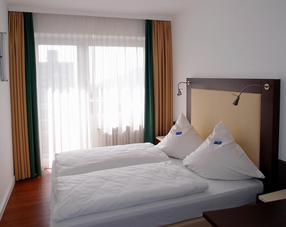 Gaestehaus Am Raeuschenberg Höxter Kültér fotó